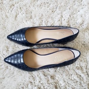Franco Sarto Pump- Blue with snake texture. Sz8